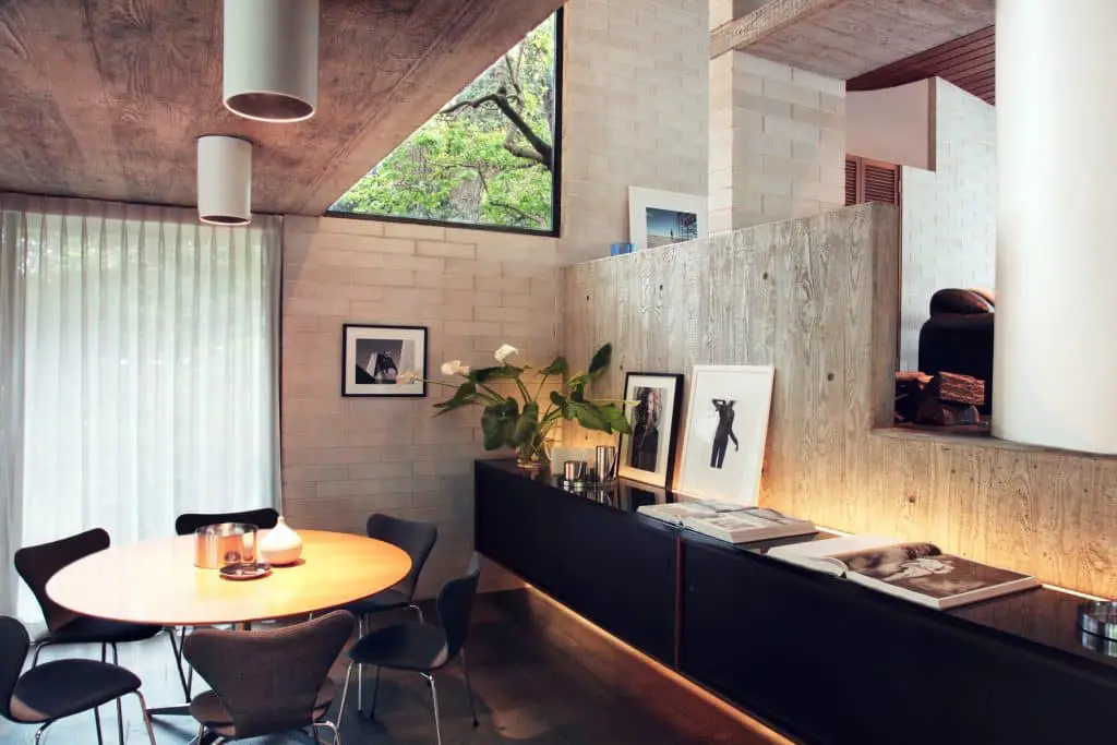 Harry Seidler Gissing House dining area