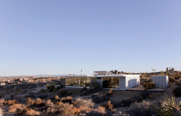 itHouse - Pioneertown - Airbnb - Taalmankoch architects 
