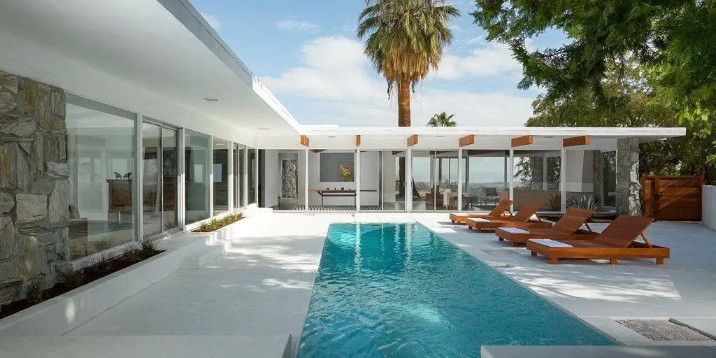 Donald Wexler's Smith Residence exterior pool view