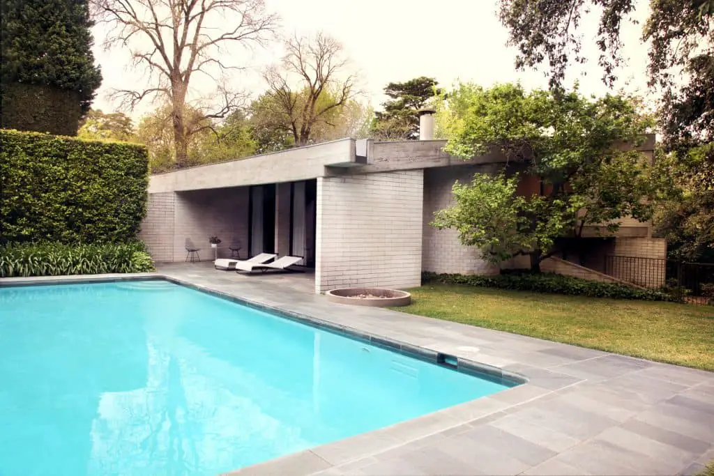 Harry Seidler Gissing House exterior swimming pool