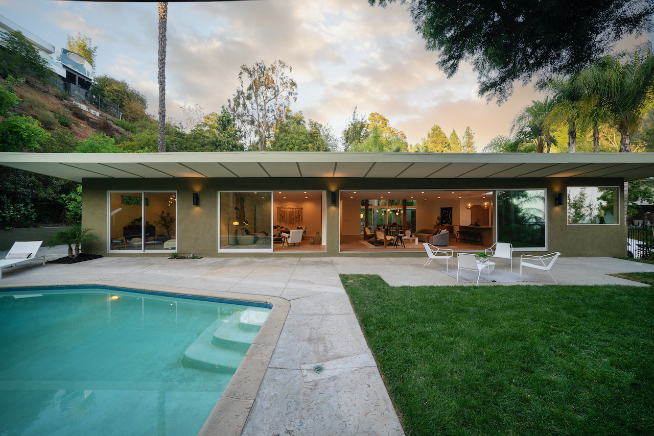 An Iconic 1960s Home By the Architect of Elvis Presley's LA Home is ...